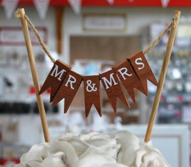 Wedding  Mr and Mrs Wooden Bunting Cake Topper Image 1